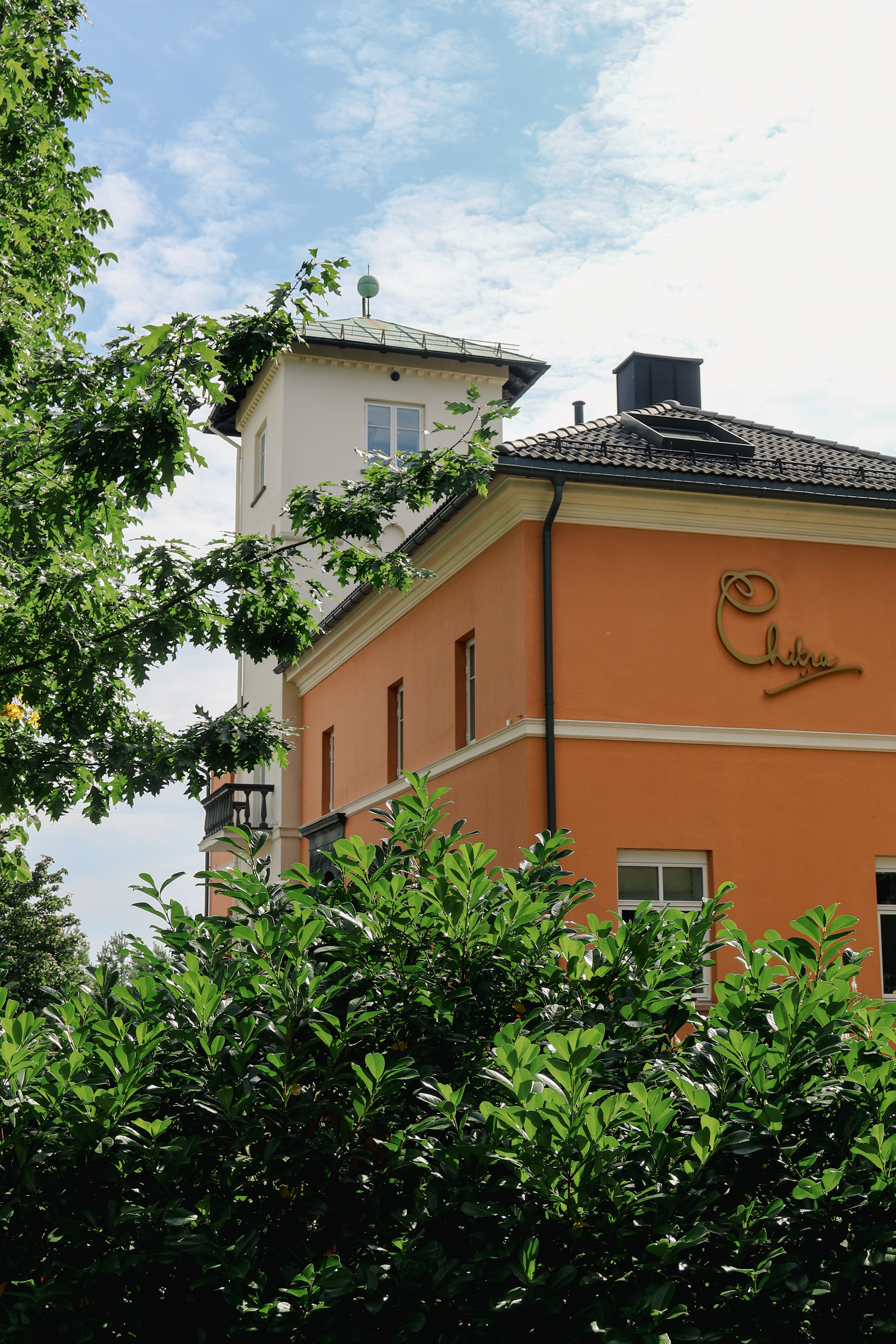 Fasaden på Chitra house